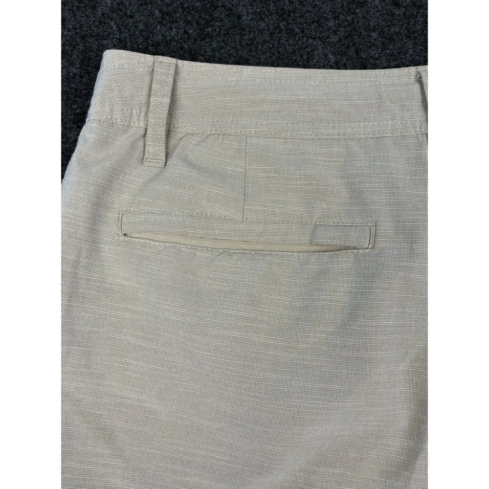Hang Ten Mens Hybrid Shorts Tan Khaki Stretch Walk Shorts Size 34 RN147446